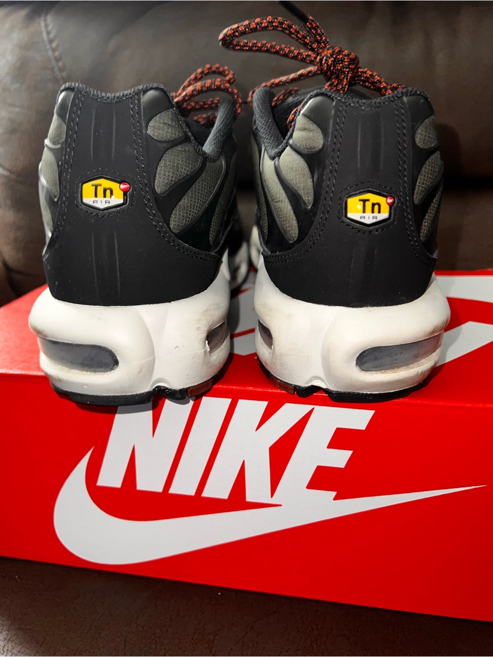 Nike Air Max Plus PREOWNED w Box. - Picture 2 of 8